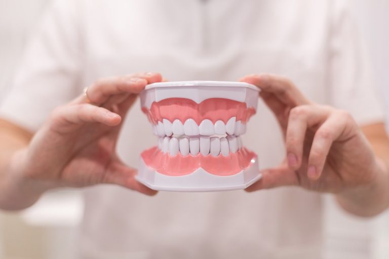 Qu’est-ce qu’un denturologiste?